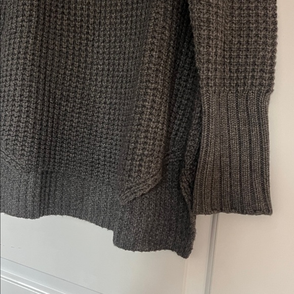 Hatch Charcoal Knit Sweater - Picture 4 of 7